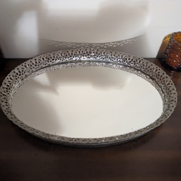 Other - Elegant Silver Oval Mirror Tray